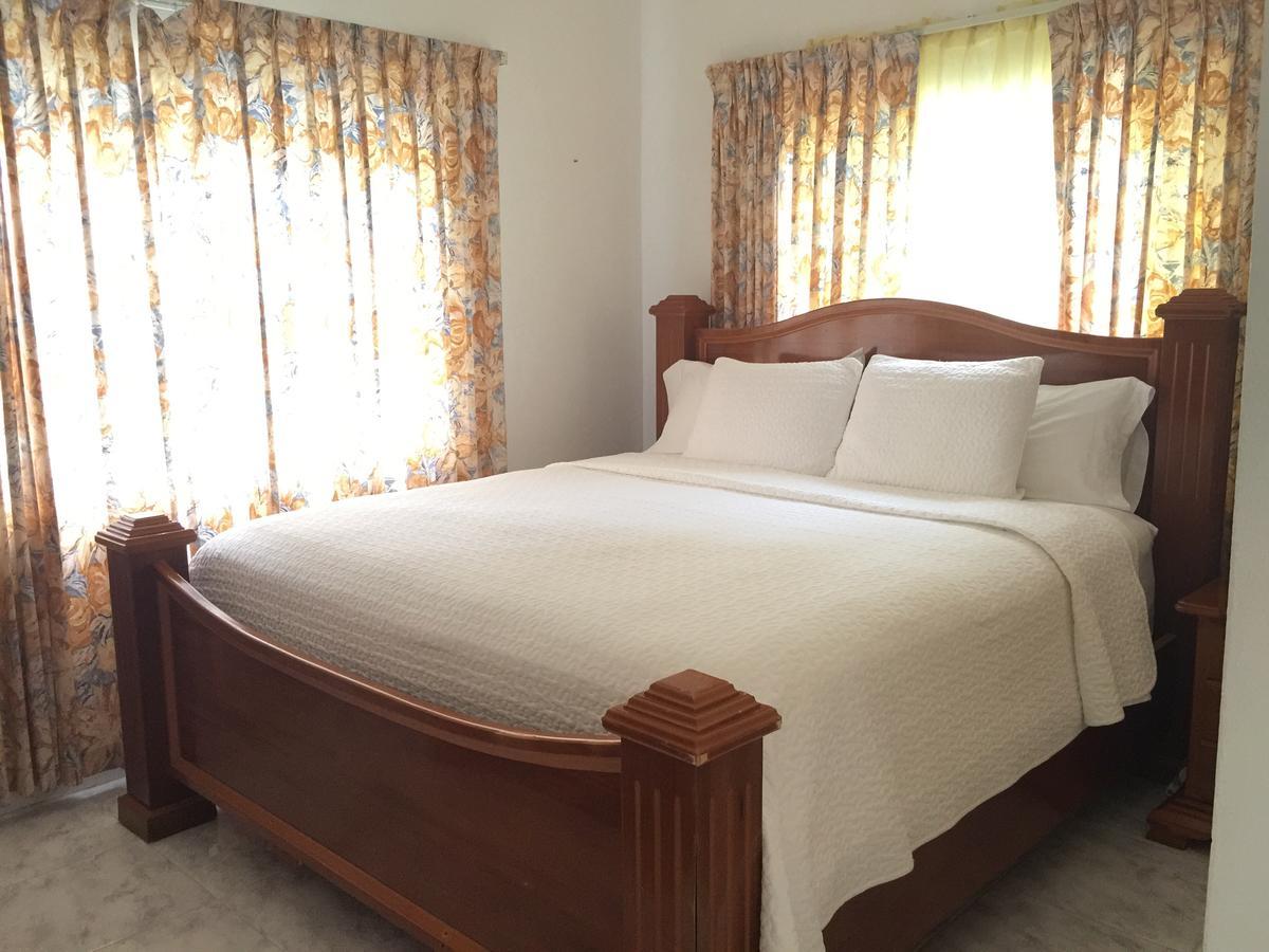 San Sky Apartment Drapers Екстериор снимка